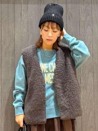 meiさんの「SHOO･LA･RUE｜グラフィックアソート裏毛スウェット」を使ったコーディネート
