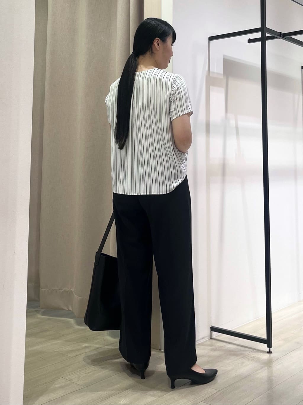 hasuさんの「INDIVI｜【軽く羽織れる！】ダブルジャケット」を使ったコーディネート