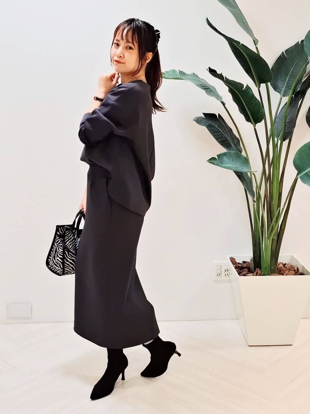 YuKaRiさんの「UNTITLED｜【セットアップ可/洗える】ダンボールジャージ プルオーバー」を使ったコーディネート