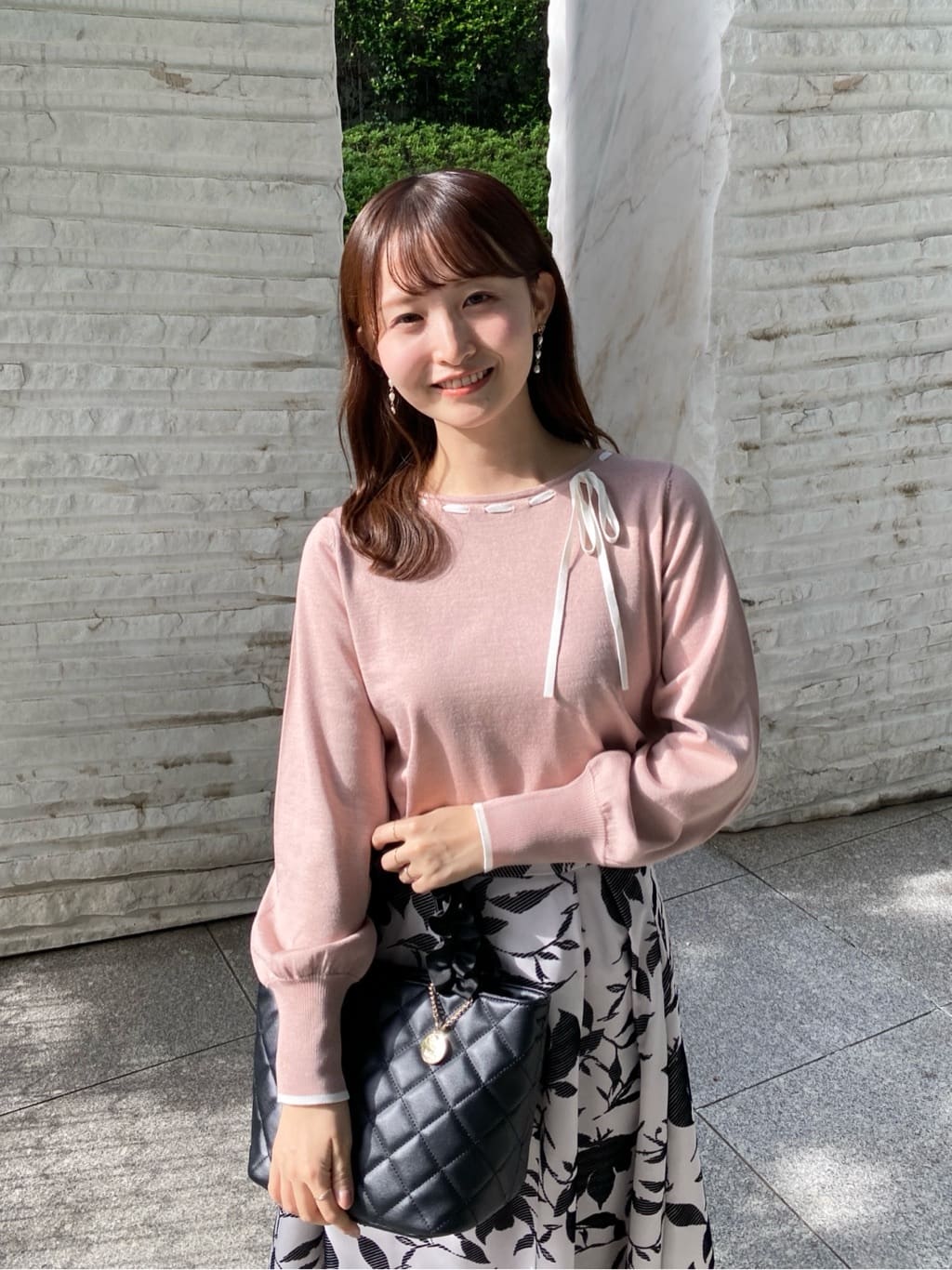 みさかさんの「index｜フラワータックフレアスカート【洗濯機OK／イージーアイロン／防シワ】」を使ったコーディネート