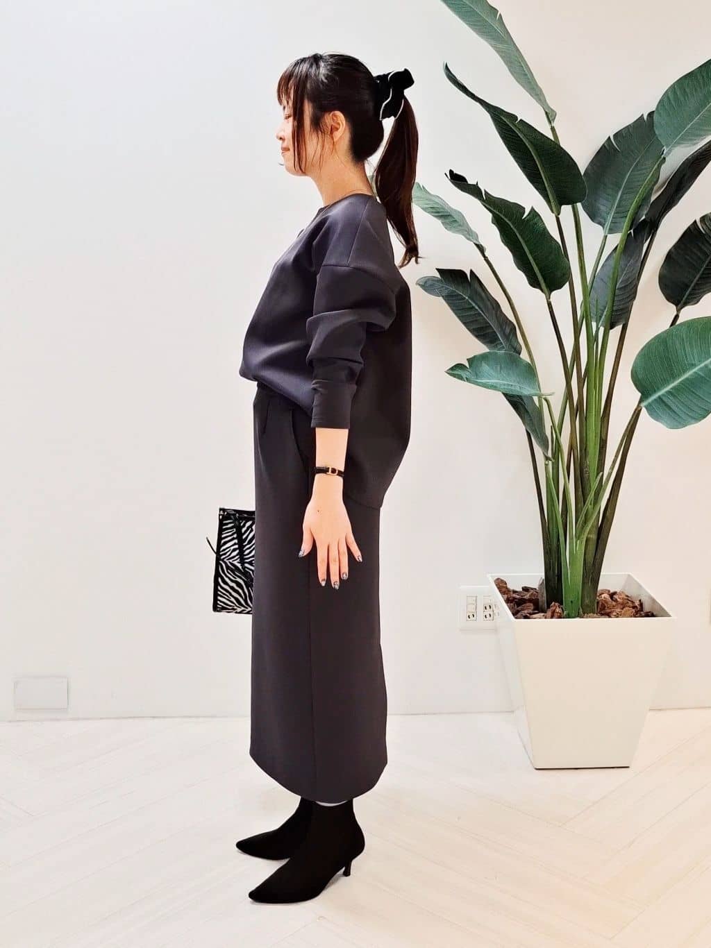 YuKaRiさんの「UNTITLED｜【セットアップ可/洗える】ダンボールジャージ プルオーバー」を使ったコーディネート