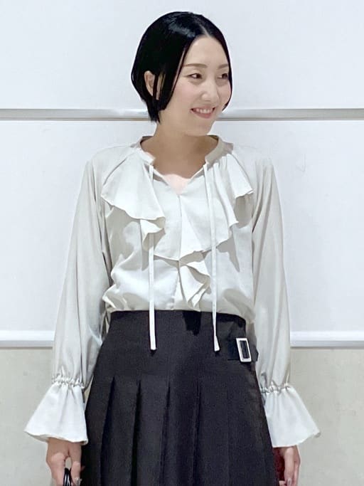 eriko さんの「Dessin｜【洗える】ワイドプリーツスカート」を使ったコーディネート