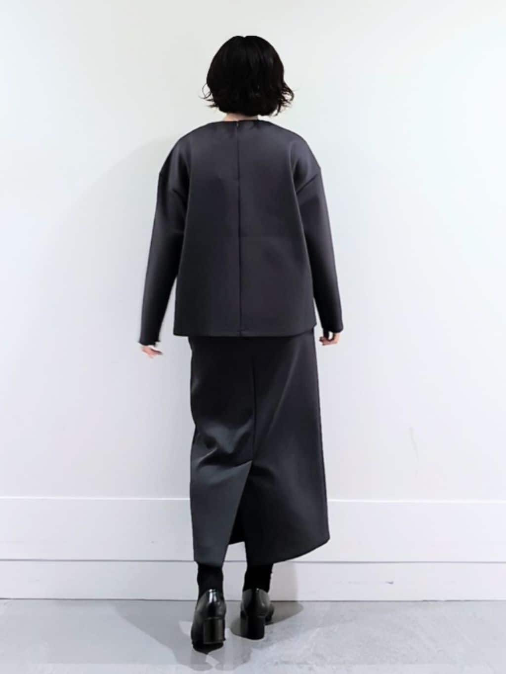 ミズタさんの「UNTITLED｜【セットアップ可/洗える】ダンボールジャージ プルオーバー」を使ったコーディネート