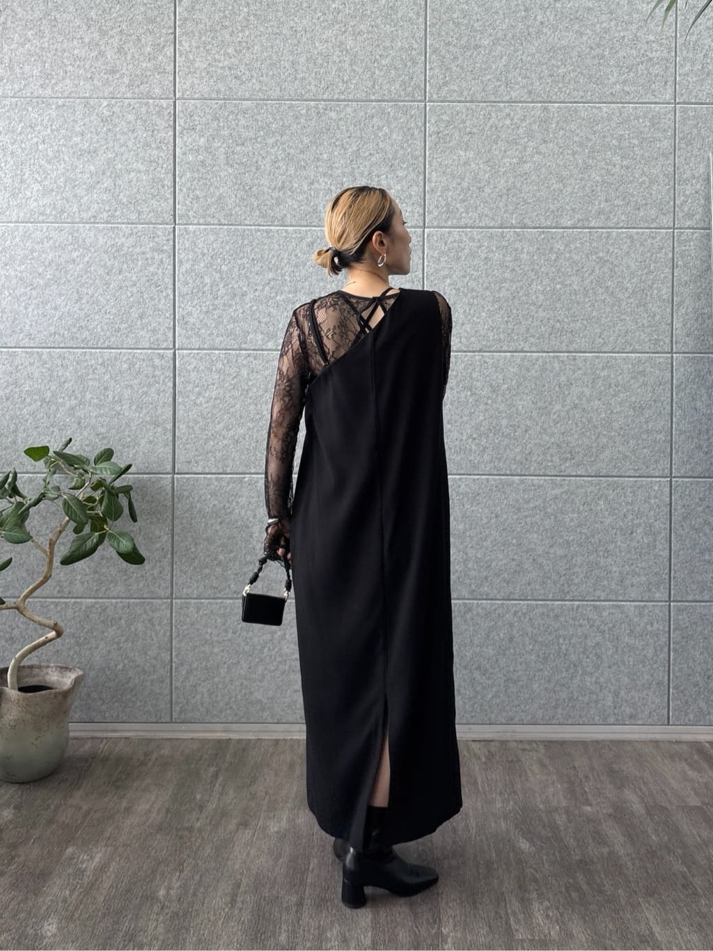 kotakiさんの「INDIVI｜レースストレッチカットソー」を使ったコーディネート