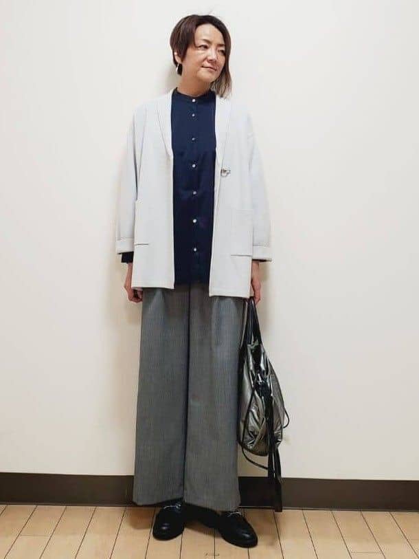 yuuさんの「Reflect｜【さらっと一枚で決まる／重ね着にもおすすめ◎】タックスリーブシャツブラウス」を使ったコーディネート
