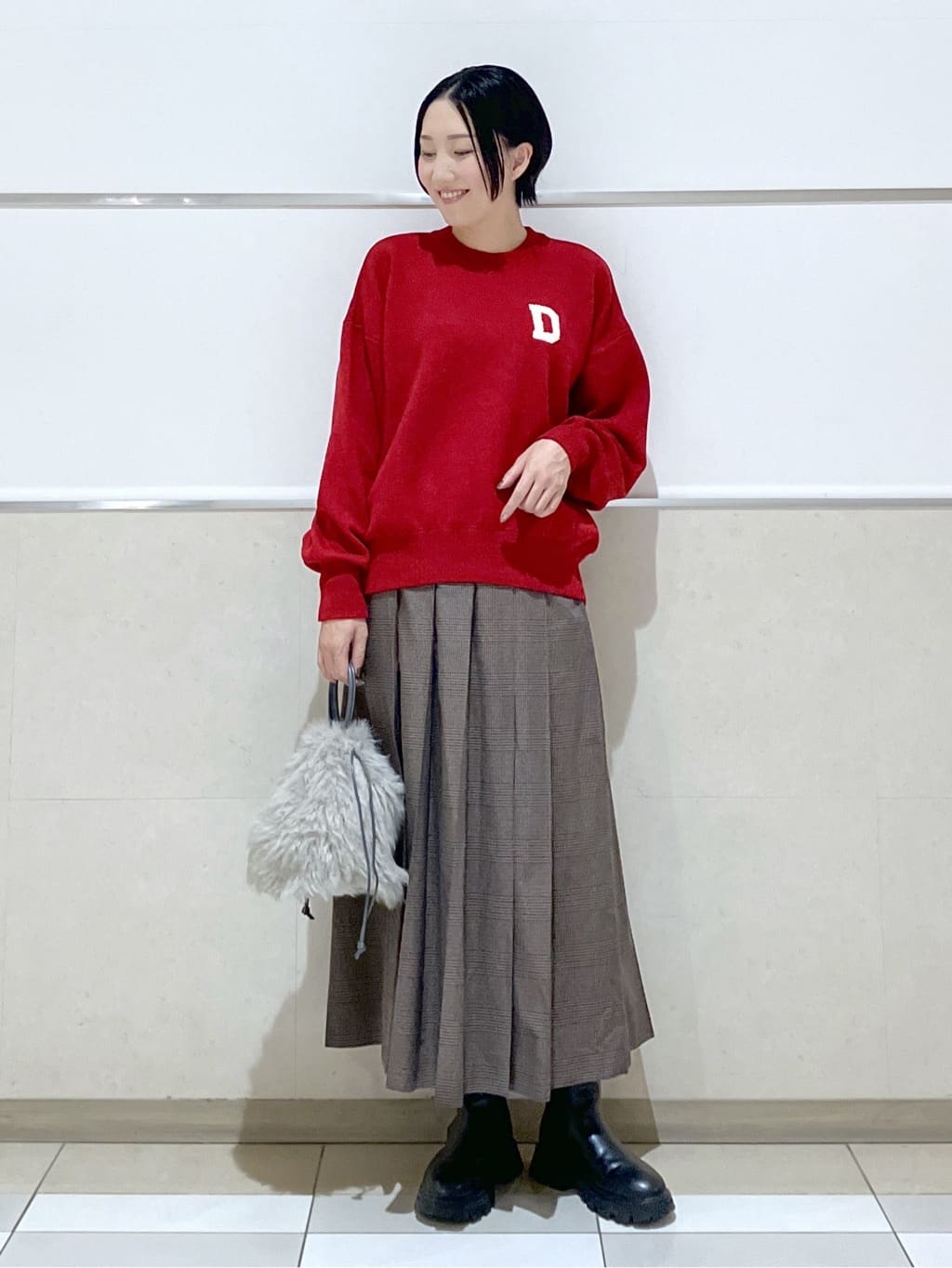 eriko さんの「Dessin｜【洗える】Dサガラ刺繍ワッペン付きニット」を使ったコーディネート