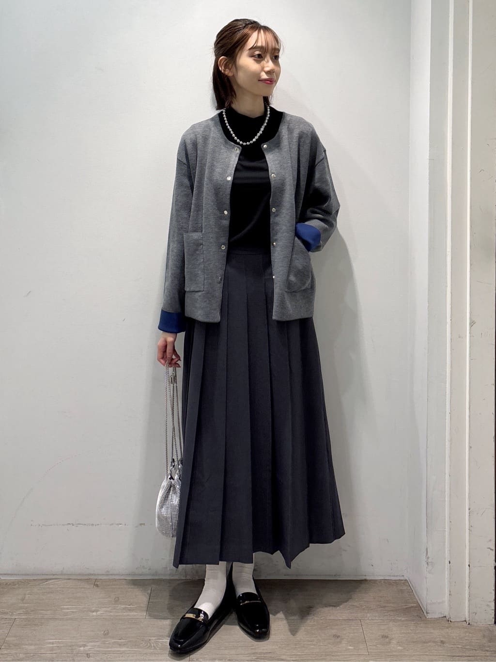 ぶまりんさんの「OPAQUE.CLIP｜シアーハイネックトップス【洗濯機OK】」を使ったコーディネート