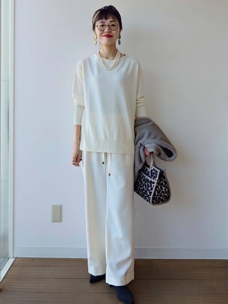 MUTSUKOさんの「UNTITLED｜【8色展開/体型カバー】魅せるタイムレスニット」を使ったコーディネート