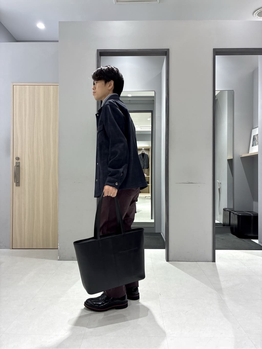 わいずみさんの「TAKEO KIKUCHI｜アンチピリング タートルネック ニット」を使ったコーディネート