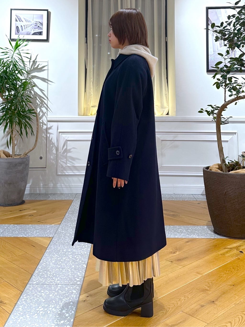 なべこさんの「DRESSTERIOR｜◆【洗える/ストレッチ性/オンオフ】箔プリントプリーツスカート」を使ったコーディネート