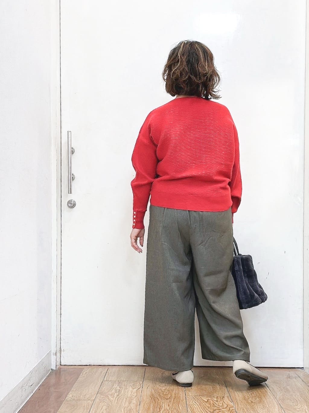 haruさんの「SHOO･LA･RUE｜ウエストまわりをすっきり魅せる デザインガウチョパンツ」を使ったコーディネート