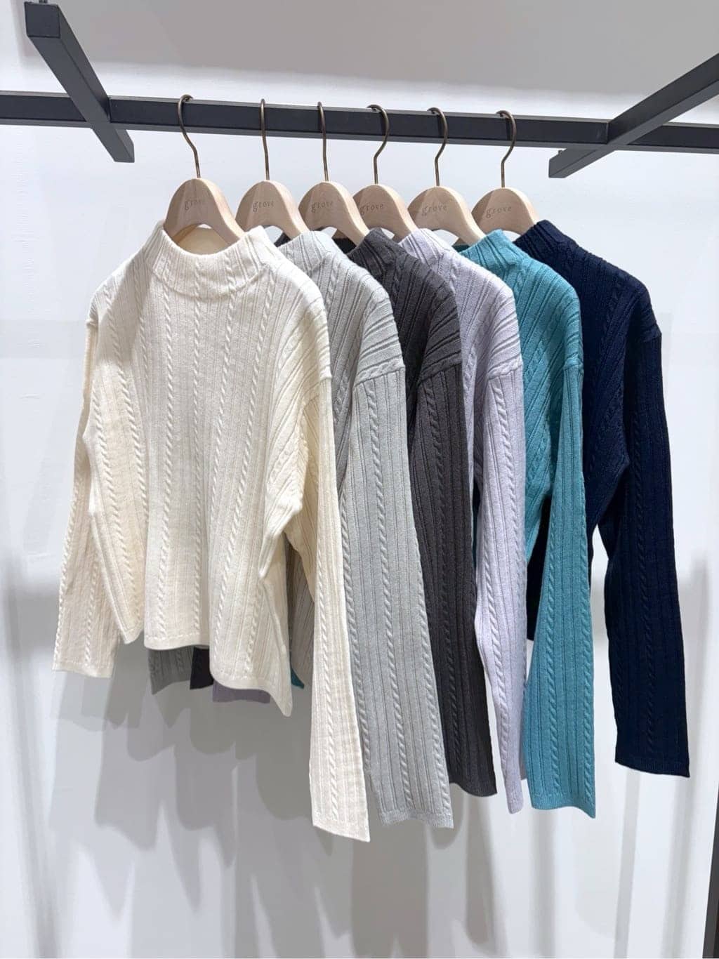 ＷＡさんの「grove｜【毛玉軽減／洗える】クロップドミニケーブルニット」を使ったコーディネート