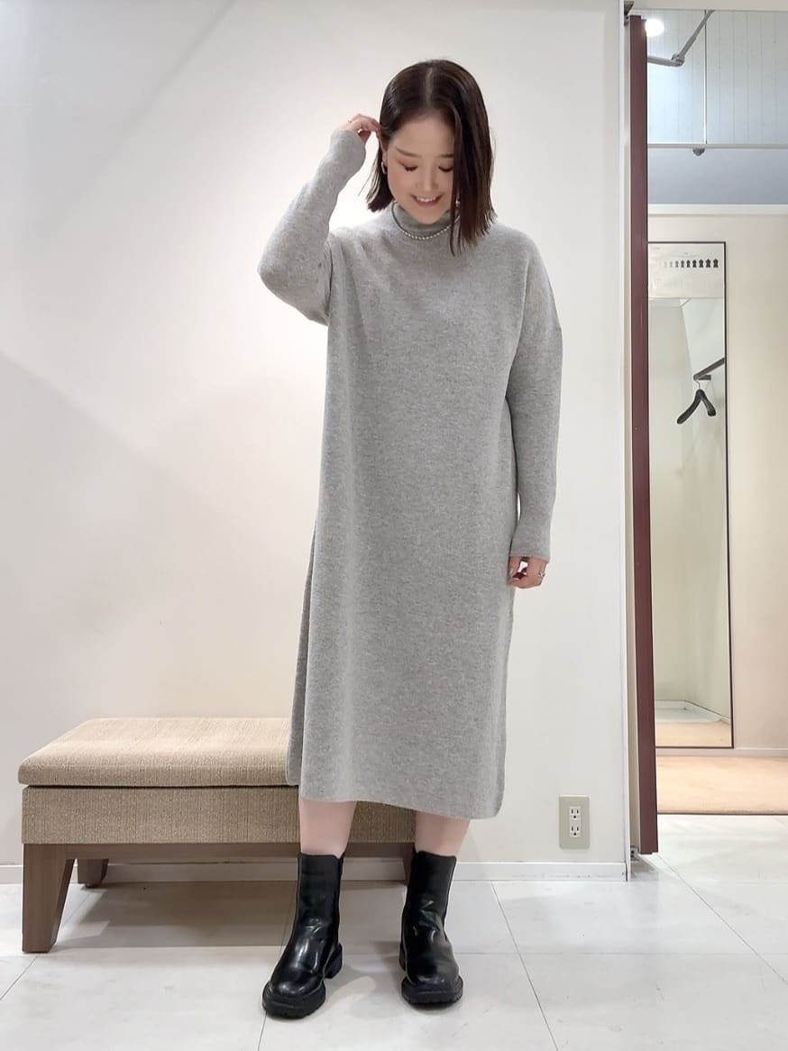 YUIさんの「UNTITLED｜【トレンド/ジレ】フェイクファーベスト」を使ったコーディネート