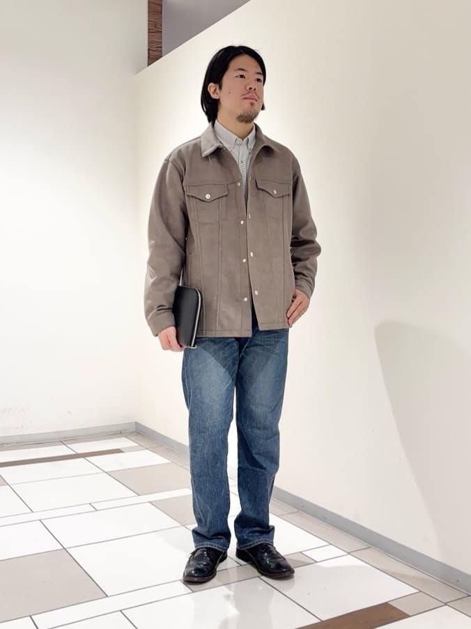 及川さんの「TAKEO KIKUCHI｜【抗菌防臭/シーズンレス】シアサッカーギンガムチェック ストレッチシャツ」を使ったコーディネート