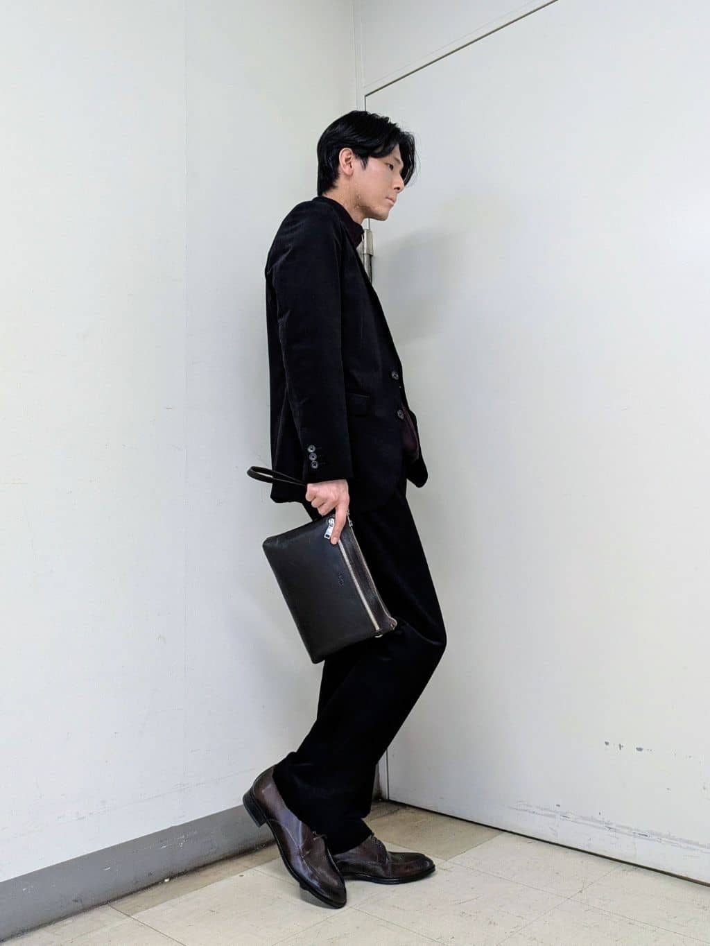 ryoさんの「TAKEO KIKUCHI｜アンチピリング ジップアップ ニット」を使ったコーディネート