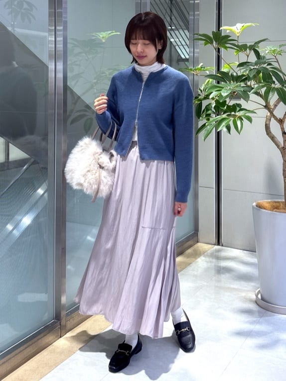 yukaさんの「UNTITLED｜【ゆったりサイズ／着丈短め】ジップニットカーディガン」を使ったコーディネート