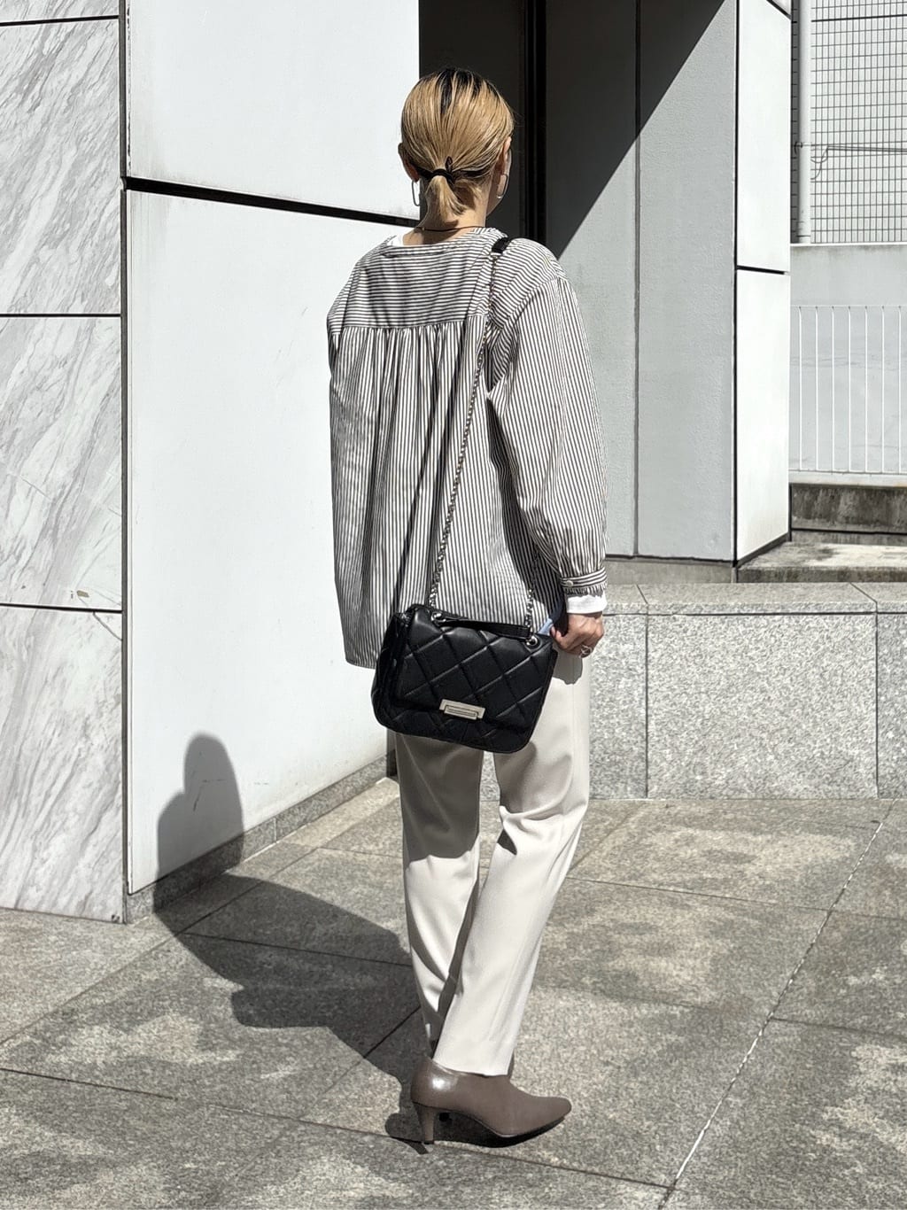 kotakiさんの「INDIVI｜【コットン】シャツ切り替えカットソー」を使ったコーディネート
