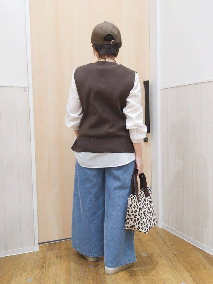 たぐちゃんさんの「SHOO･LA･RUE｜【セットアップ可/S-LL】リボン付き イージーワイドデニムパンツ」を使ったコーディネート