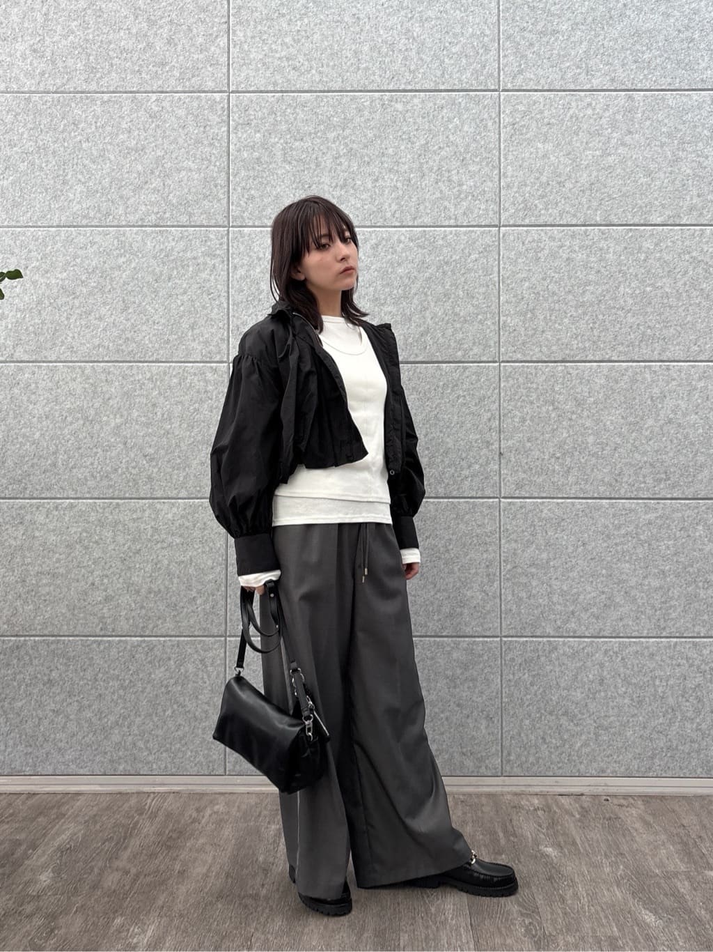 erikaさんの「INDIVI｜タンクレイヤーフライスカットソー」を使ったコーディネート