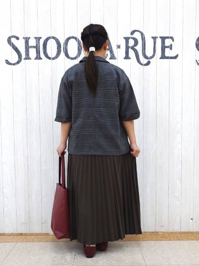 とろろさんの「SHOO･LA･RUE｜【セットアップ可/洗濯後しわになりにくい】5分袖テーラードジャケット」を使ったコーディネート