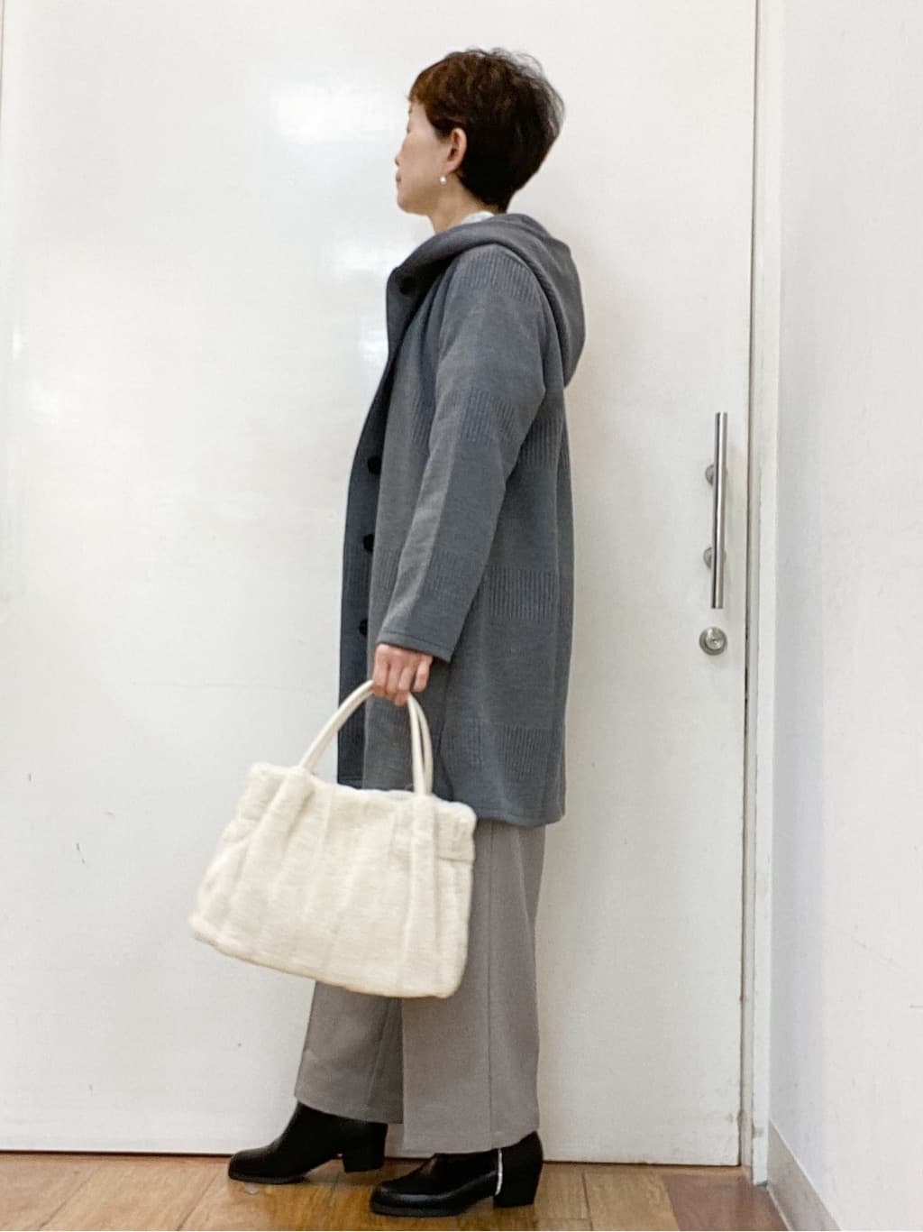 みぃさんの「SHOO･LA･RUE｜【高レビュー/2WAY】きれい見えで上品な ストライプファートートバッグ」を使ったコーディネート