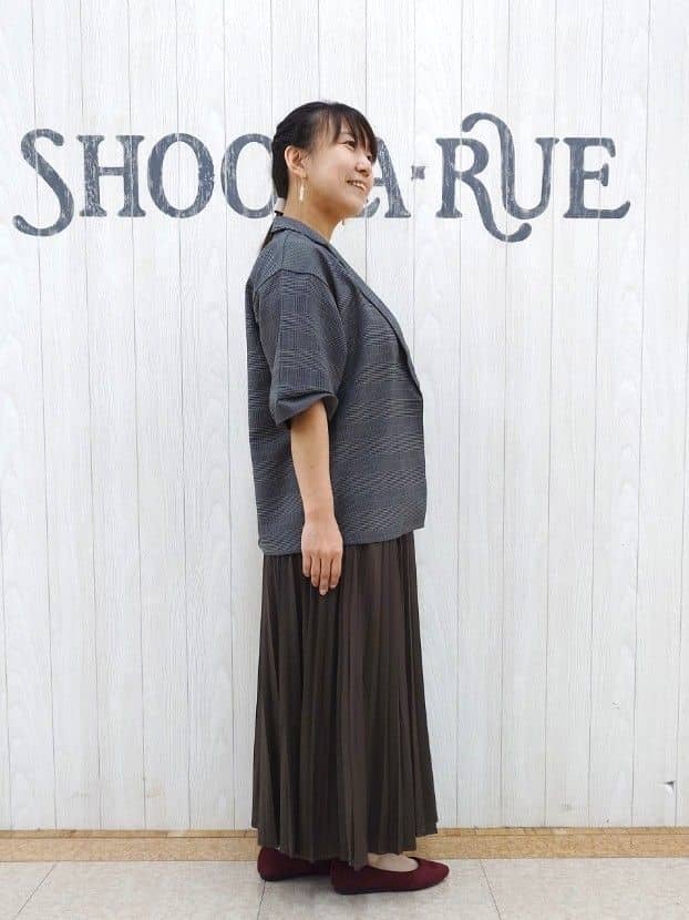 とろろさんの「SHOO･LA･RUE｜【セットアップ可/洗濯後しわになりにくい】5分袖テーラードジャケット」を使ったコーディネート