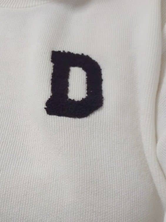 Kさんの「Dessin｜【洗える】Dサガラ刺繍ワッペン付きニット」を使ったコーディネート