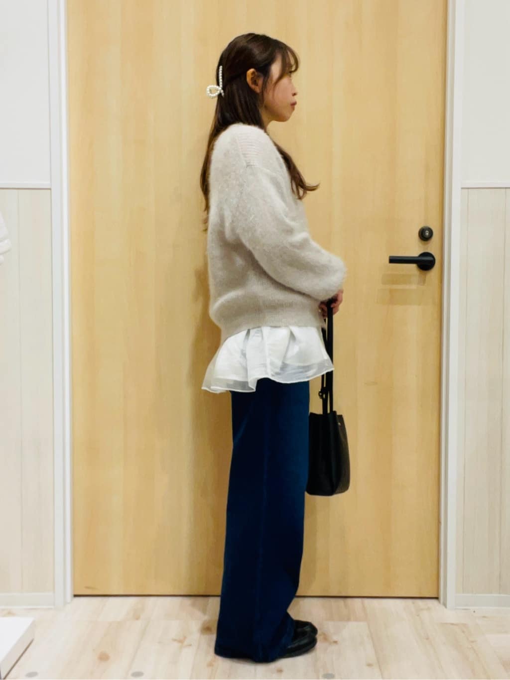 minamiさんの「SHOO･LA･RUE｜裾フリルレイヤードトップス」を使ったコーディネート