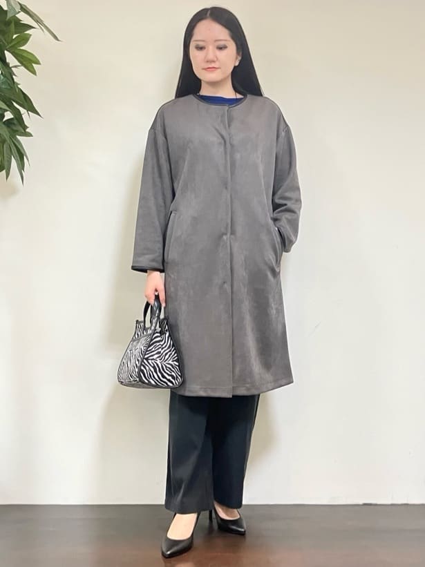 カレンさんの「UNTITLED｜【洗える/軽羽織り】マシュマロタッチ　スエード調コート」を使ったコーディネート