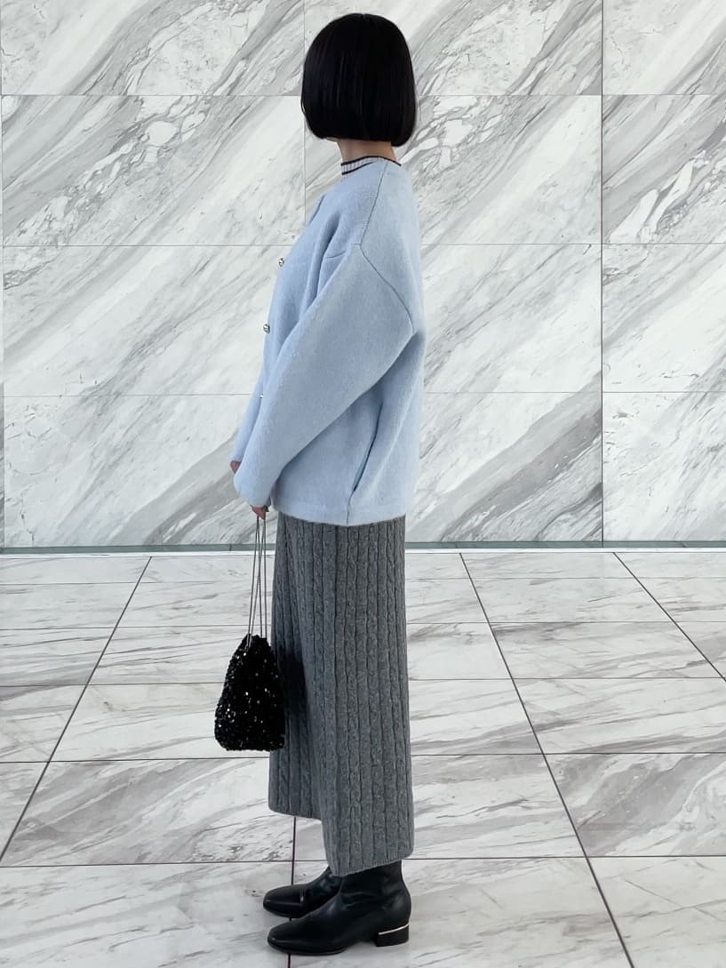 NATSUMIさんの「grove｜ふっくらやわらかく、毛混オーバーニットカーディガン」を使ったコーディネート