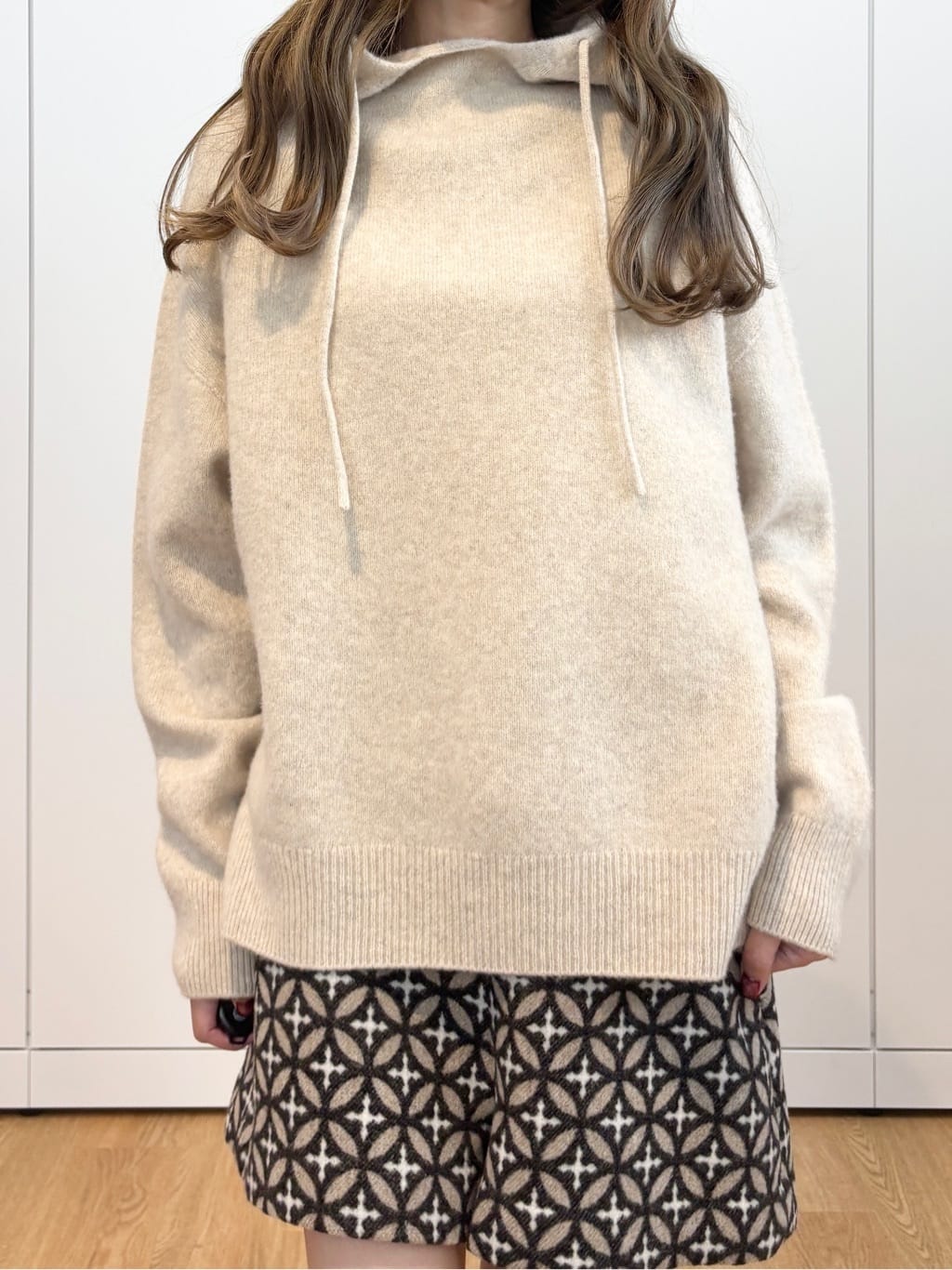 清水夏姫さんの「DRESSTERIOR｜オーバーラップサークルショートパンツ」を使ったコーディネート