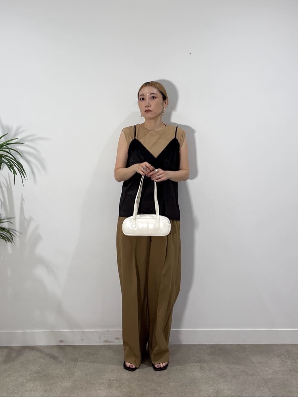 kotakiさんの「INDIVI｜キャミセットカットソー」を使ったコーディネート