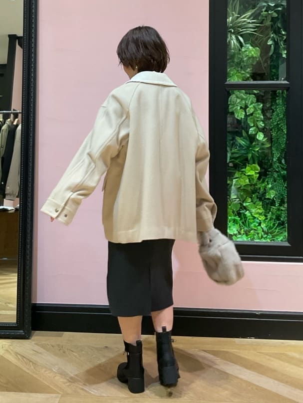ogataさんの「DRESSTERIOR｜コンパクトフェイクファーバッグ」を使ったコーディネート