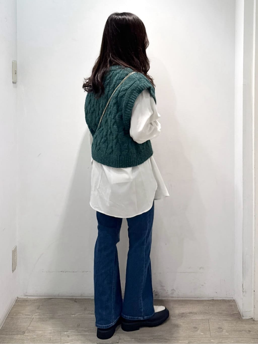 yuicciさんの「OPAQUE.CLIP｜バンドカラーシャツ【洗濯機OK】」を使ったコーディネート