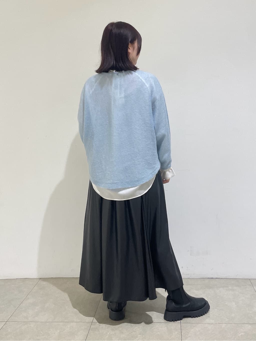 emikaさんの「INDIVI｜【キッドモヘヤ素材】ラウンドヘムニット」を使ったコーディネート