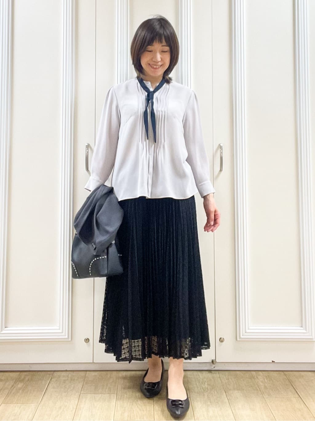 めいさんの「Reflect｜【軽い羽織に◎／セットアップ可】パール調ボタン付きカーディガン」を使ったコーディネート