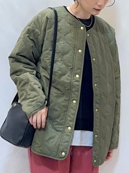 𝐇𝐢𝐫𝐨𝐦𝐢さんの「SHOO･LA･RUE｜【高レビュー/SS-LL/美脚シルエット】すっきりきれい見え テーパードパンツ」を使ったコーディネート