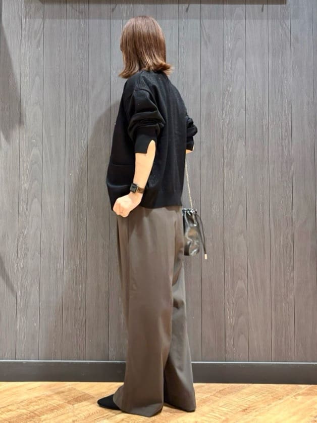 meiさんの「SHOO･LA･RUE｜【無地/ドット柄】お袖フリルが華やぐ きれいめブラウス」を使ったコーディネート