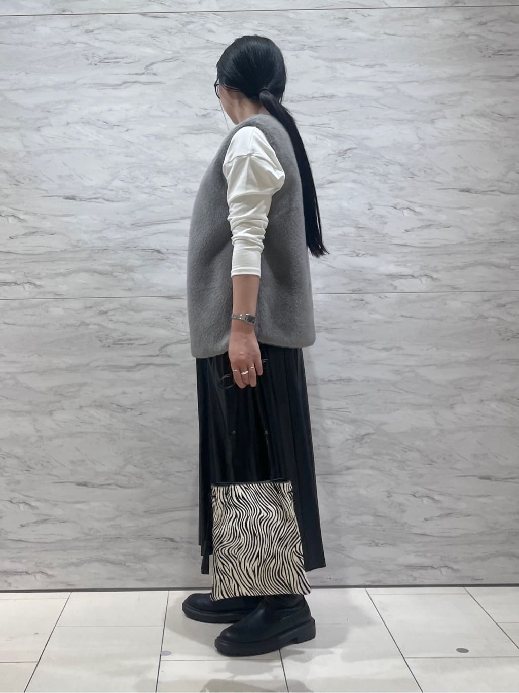 hasuさんの「INDIVI｜ミンク調フェイクファージレ」を使ったコーディネート