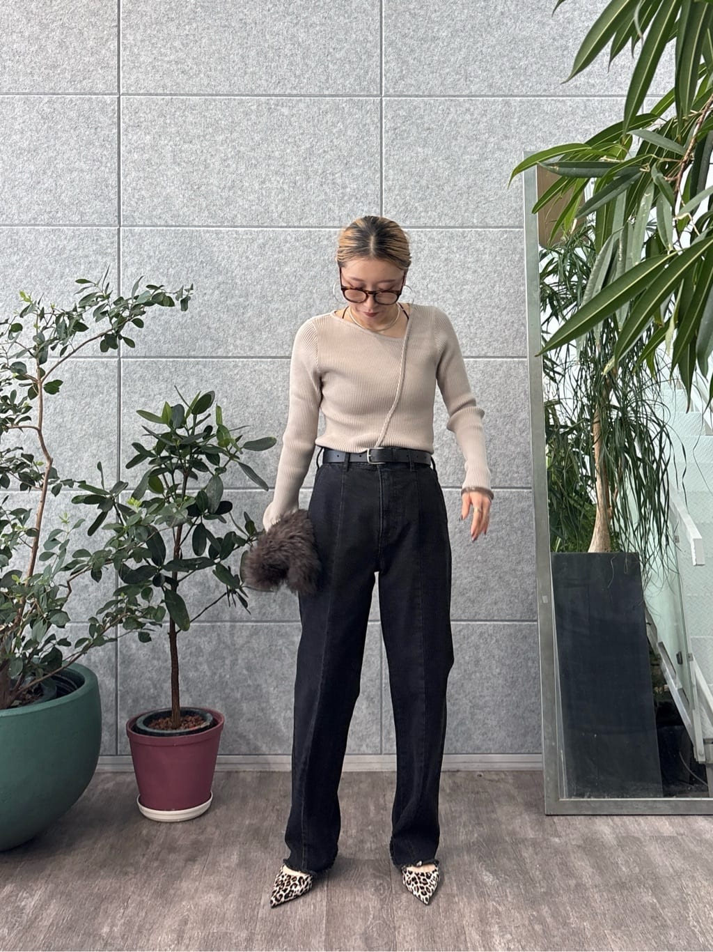 kotakiさんの「INDIVI｜センターピンタックデニム」を使ったコーディネート