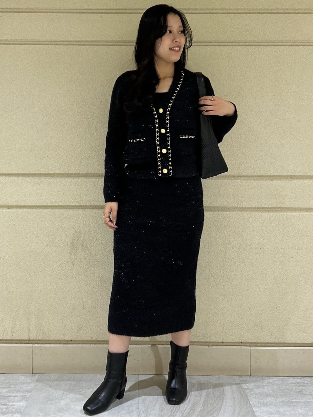 Momokaさんの「COUP DE CHANCE｜【手洗い可】フェザーモールニットスカート」を使ったコーディネート