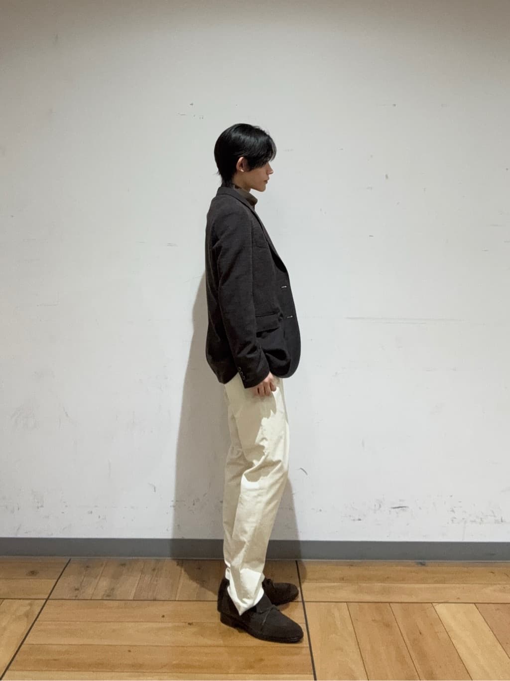 hiroさんの「TAKEO KIKUCHI｜【Sサイズ～】ストレッチコーデュロイ ジャケット」を使ったコーディネート