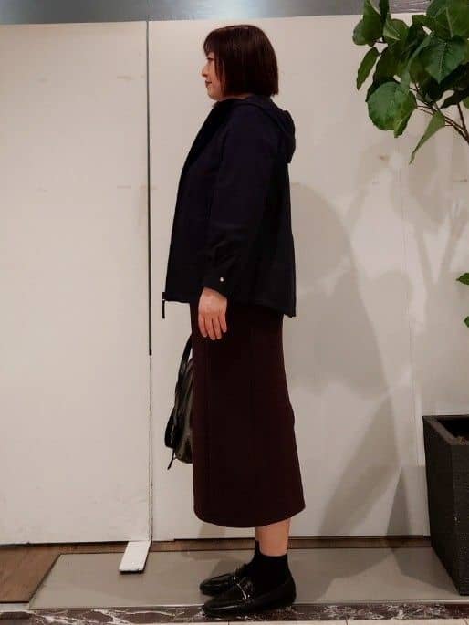 ゆうちゃさんの「Reflect｜【すっきり見え／ウエスト総ゴム】ジャージナロースカート」を使ったコーディネート