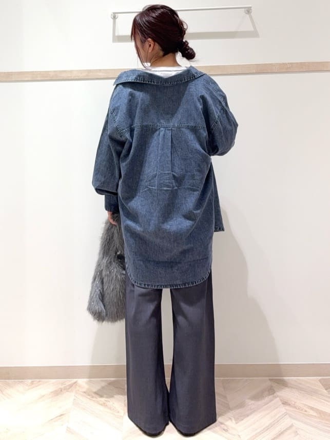 nanaさんの「SHOO･LA･RUE｜【S-LL/体型カバー】上品なとろみが魅力 イージーワイドパンツ」を使ったコーディネート