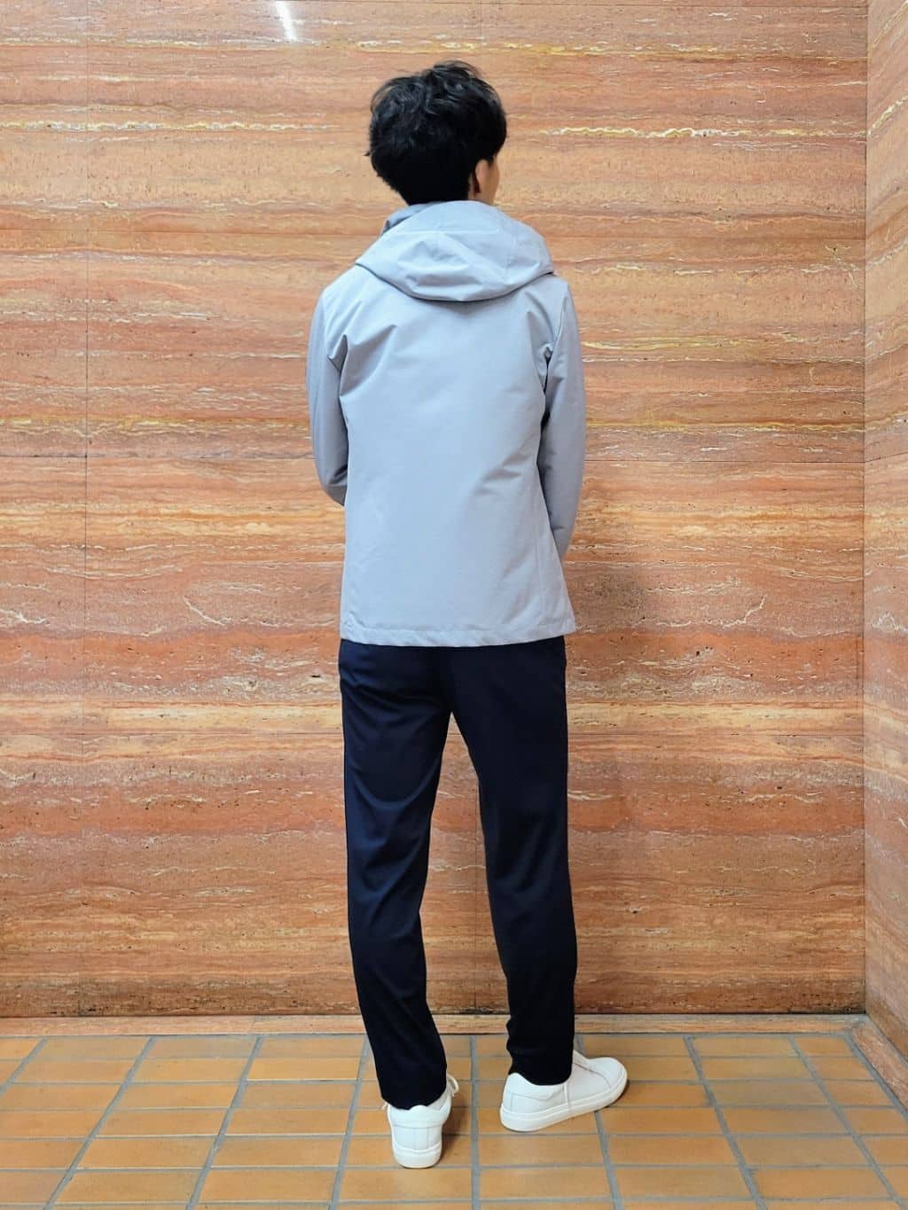 piroyaさんの「TAKEO KIKUCHI｜ストレッチ テーラードＴシャツ」を使ったコーディネート