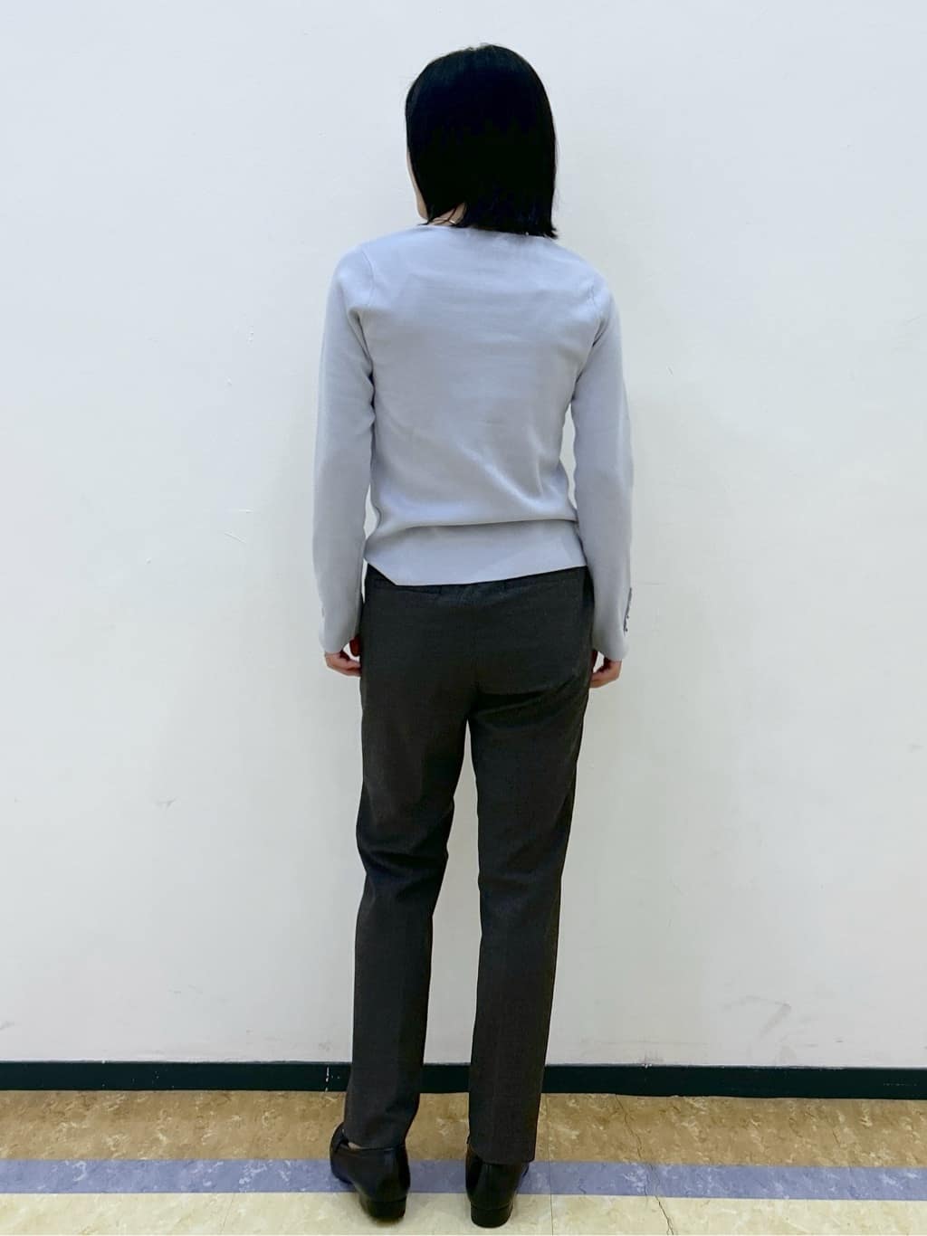 su.さんの「index｜ウォームストレッチテーパードパンツ【洗濯機OK／防シワ／吸湿発熱】《XS～3L》」を使ったコーディネート