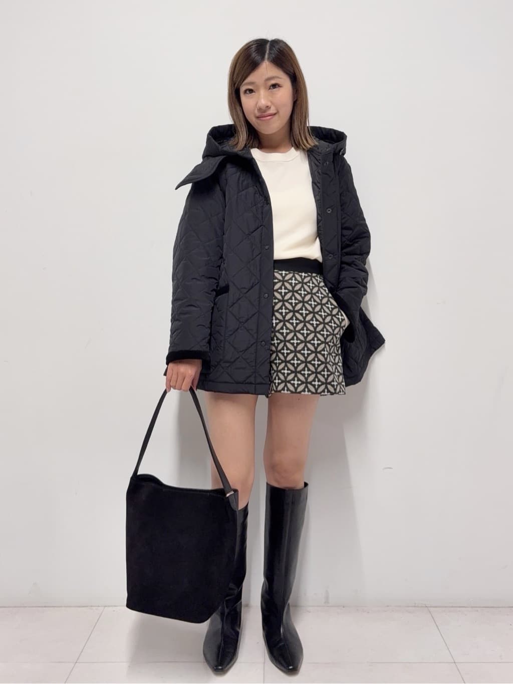 Nishijimaさんの「DRESSTERIOR｜オーバーラップサークルショートパンツ」を使ったコーディネート