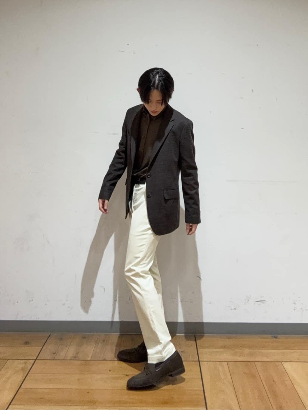 hiroさんの「TAKEO KIKUCHI｜【Sサイズ～】ストレッチコーデュロイ ジャケット」を使ったコーディネート