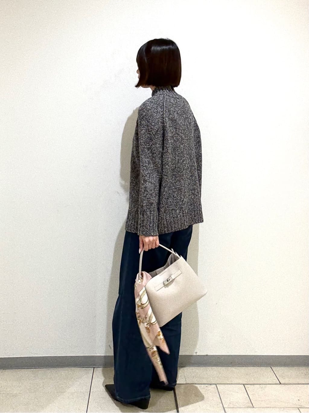 Itoさんの「UNTITLED｜【グレー/ブルー/ジーンズ】ソフトワイドデニムパンツ」を使ったコーディネート