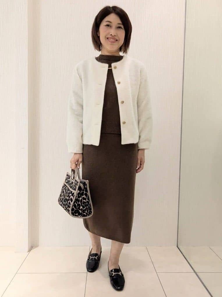 u-macoさんの「UNTITLED｜【セットアップ可/ゆったり】ウール混ラメニット」を使ったコーディネート